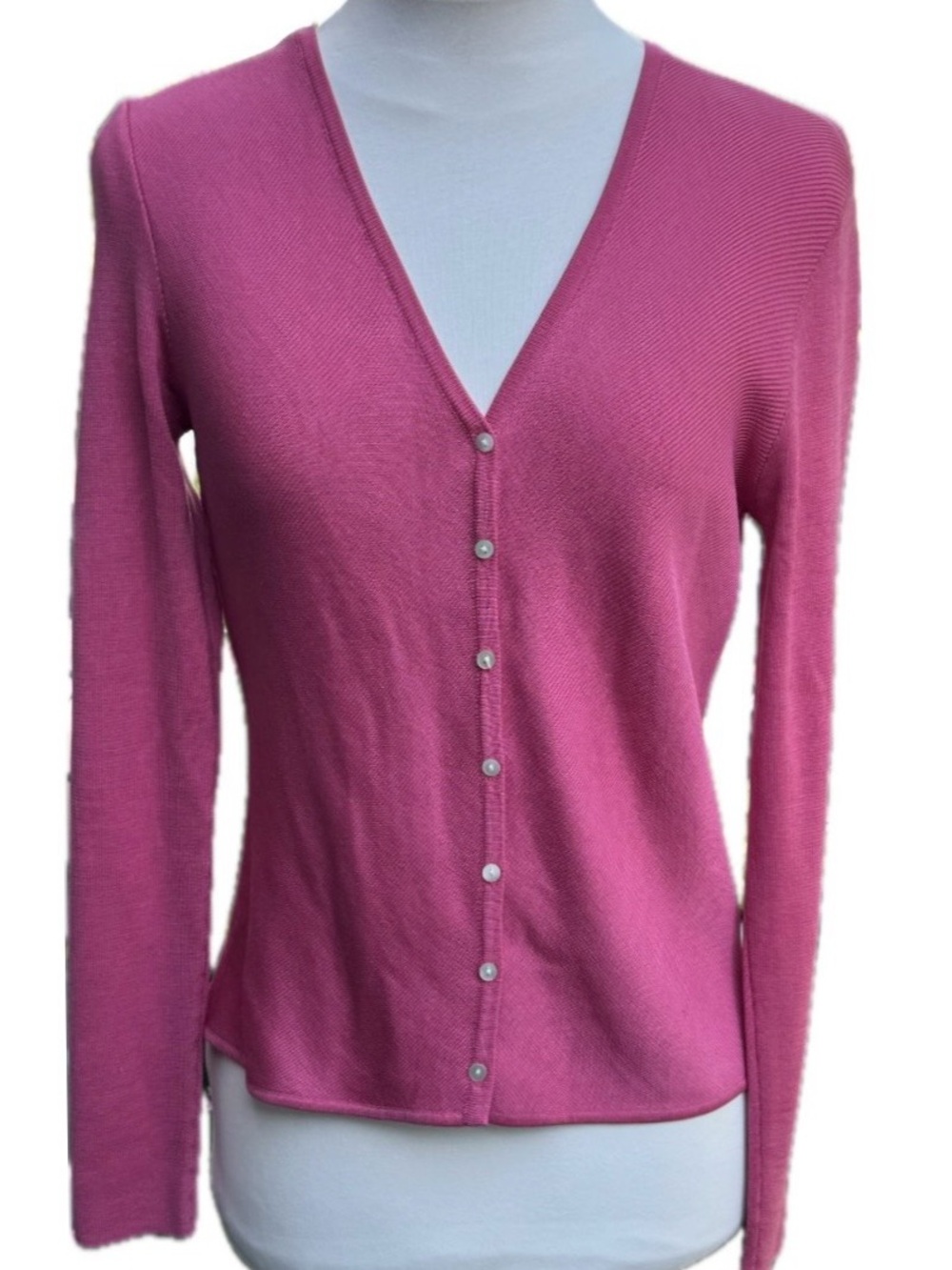 Harold's 100% Silk Pink V-Neck Button-Up Slim Knit Sweater